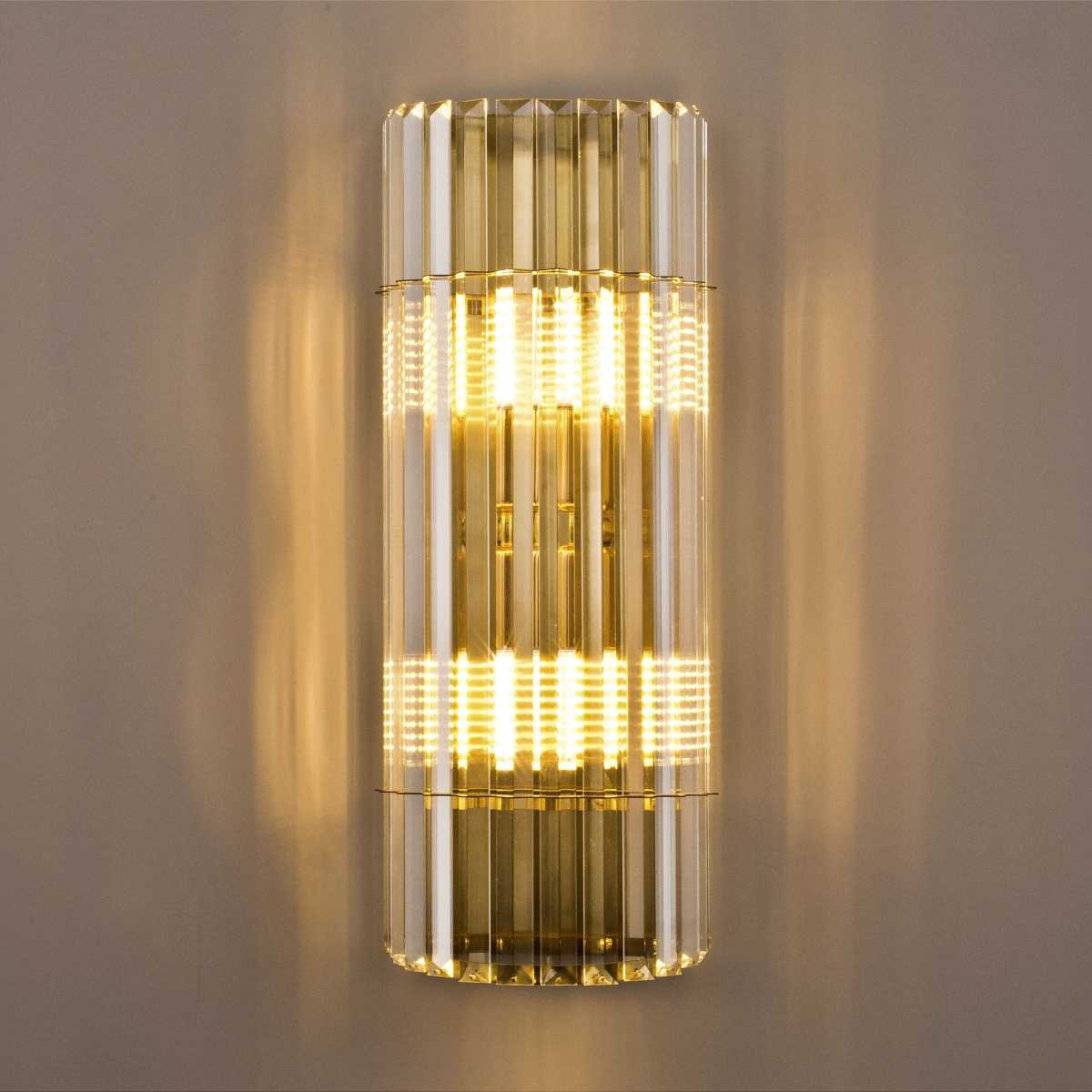 Настенный светильник Modelux ML.508.02 GD