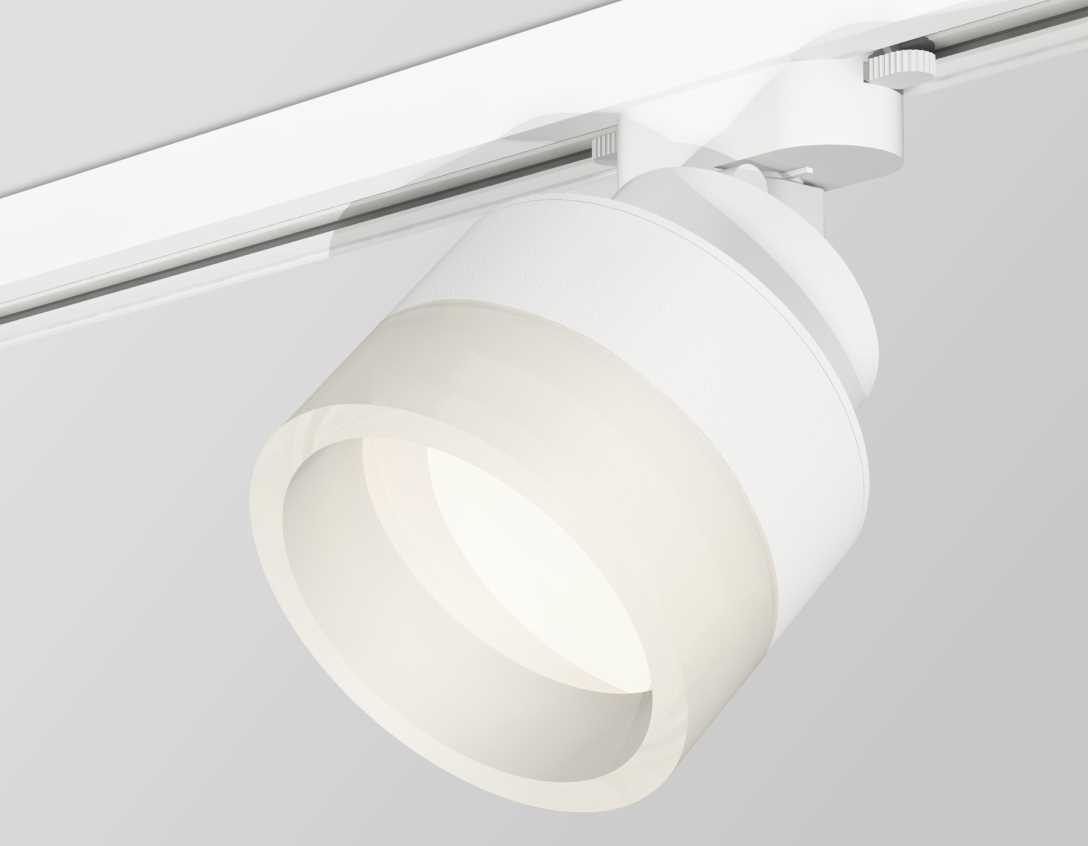 Комплект трекового светильника Ambrella light Track System XT (A2524, A2105, C8101, N8401) XT8101020