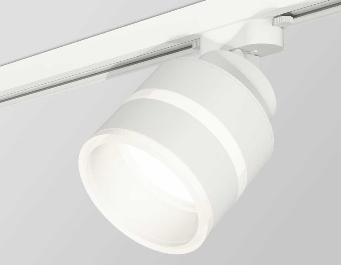 Комплект трекового светильника Ambrella light Track System XT (A2524, A2105, C8101, N8444) XT8101024