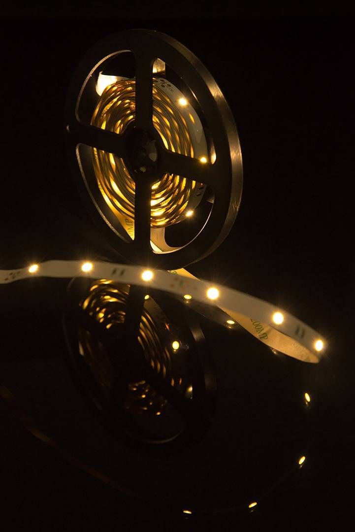 Светодиодная лента SWG 7,2W/m  30Led/m 5050SMD теплый белый 5M SWG530-12-7.2-WW-М 009260