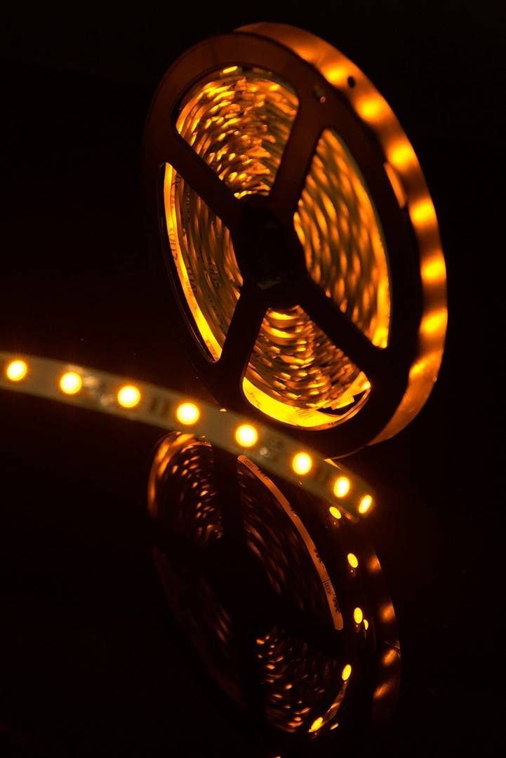 Светодиодная лента SWG 14,4W/m  60Led/m 5050SMD желтый 5M SWG560-12-14.4-Y-M 009262