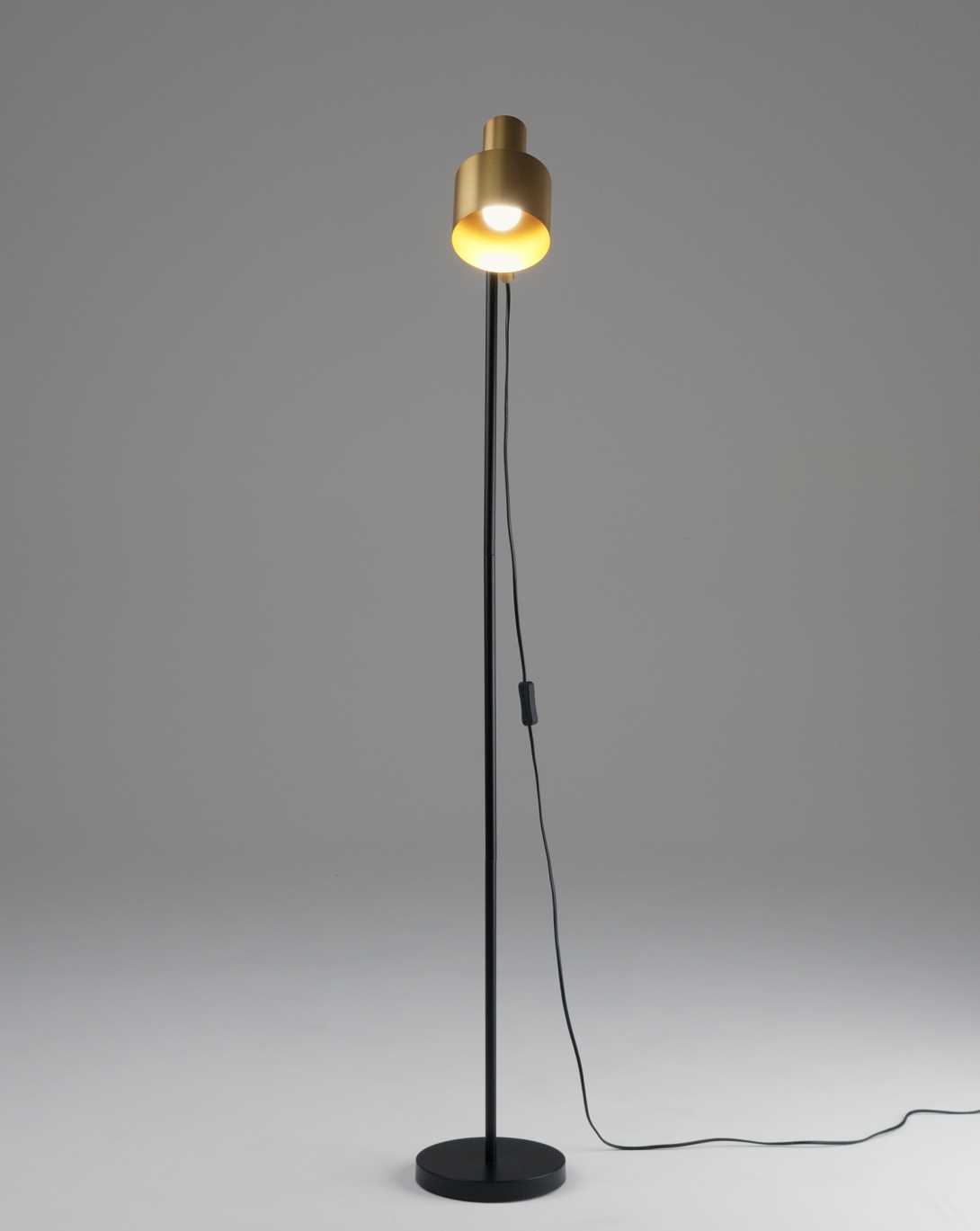 Торшер Moderli Artis V11270-1F