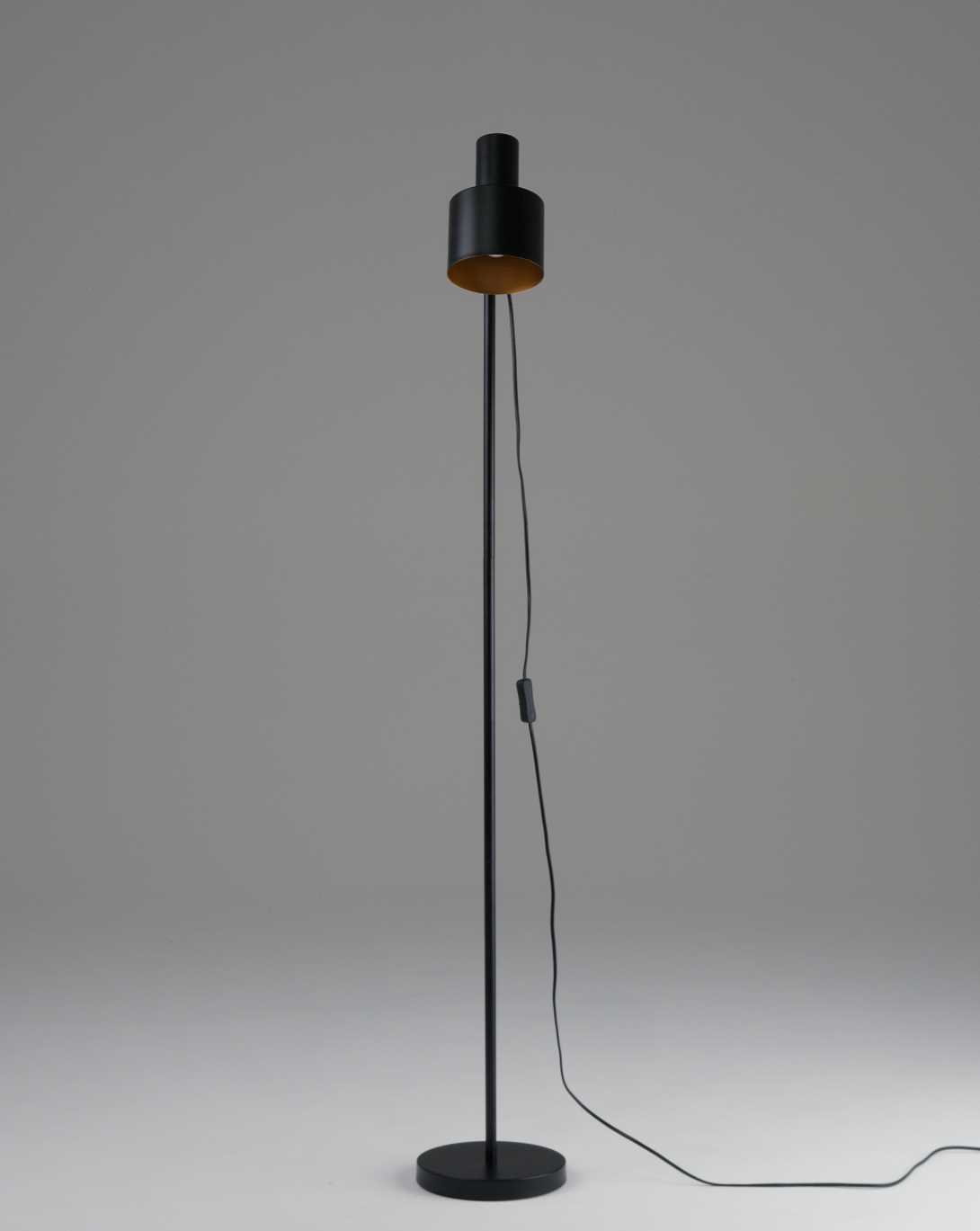 Торшер Moderli Artis V11267-1F