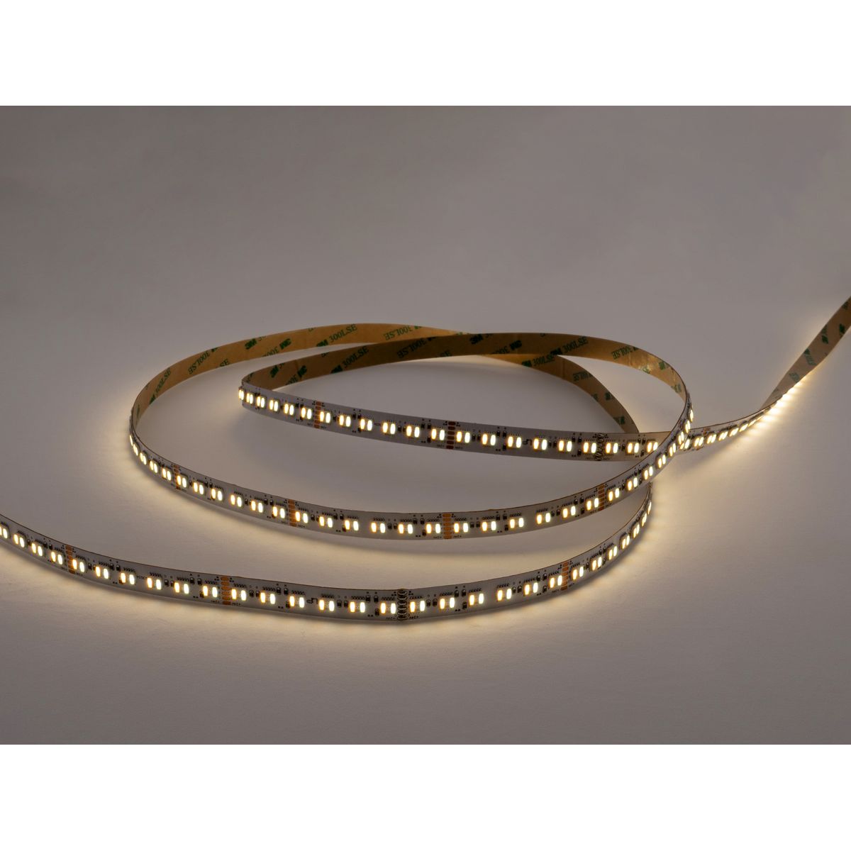 Светодиодная лента LEDS POWER 5050 96/м (26,2Вт/м) 24В RGB+CCT 005997