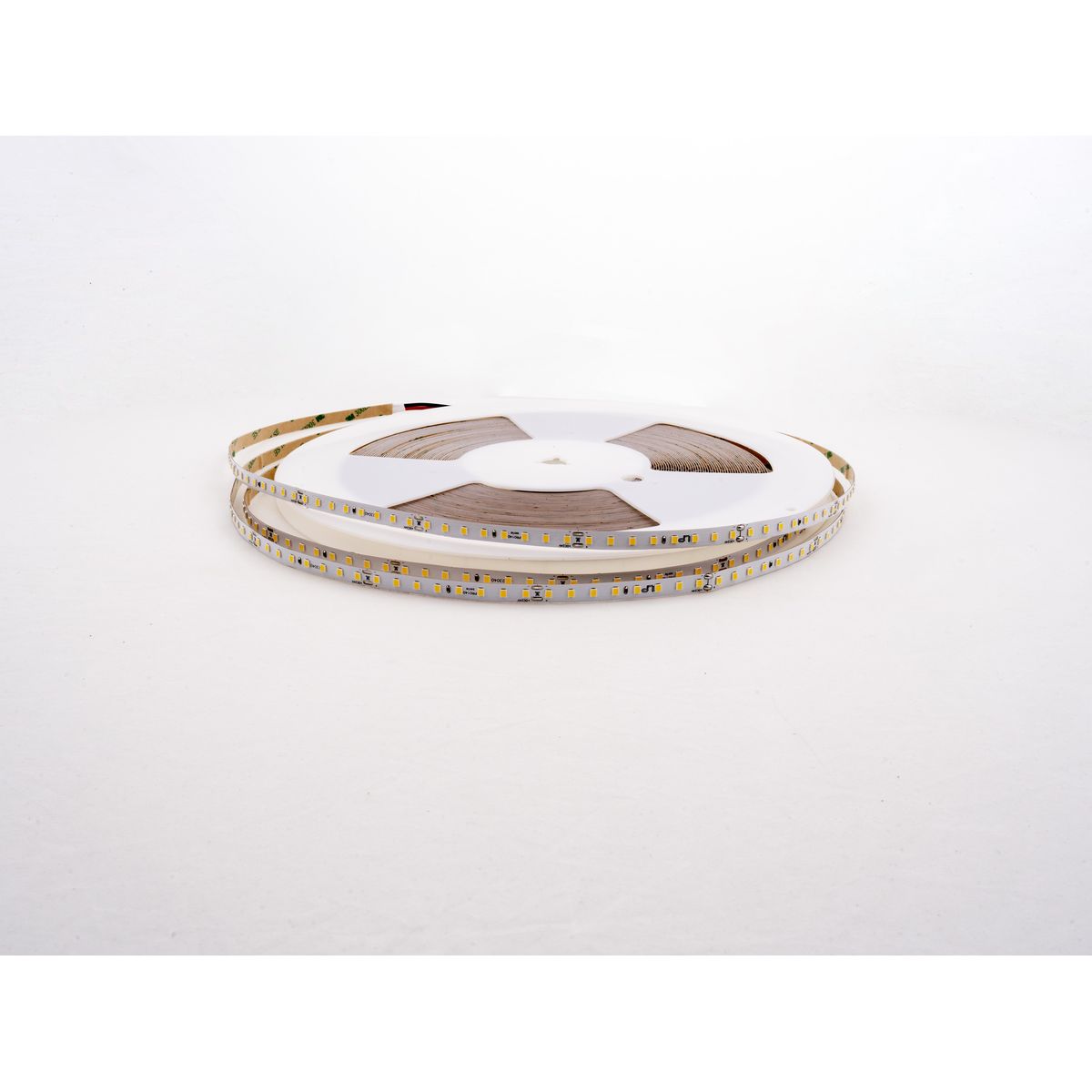 Светодиодная лента LEDS POWER 2835 112/м (10Вт/м) 24В нейтральная 30м/кат, серия ПРО140 005751