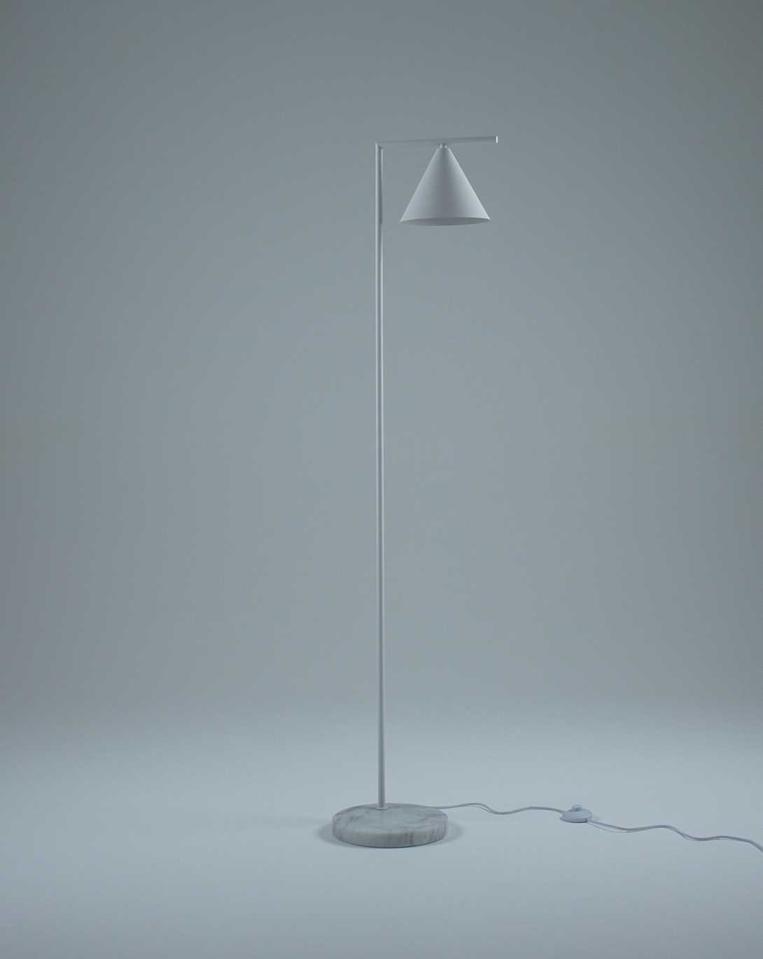 Торшер Moderli Omaha V11593-1F