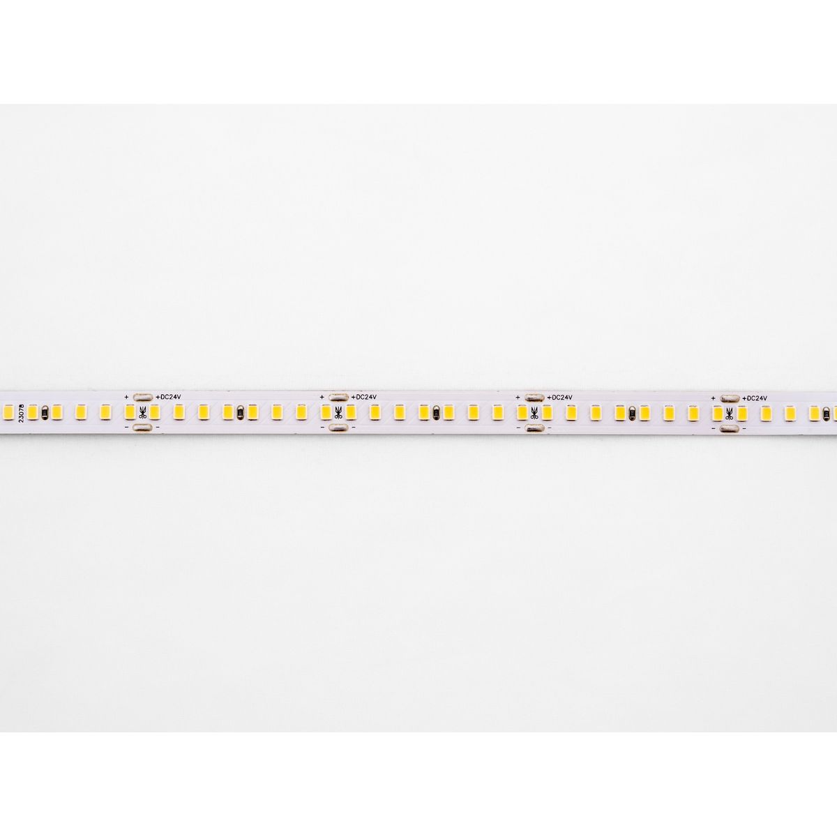 Светодиодная лента LEDS POWER 2835 176/м (16Вт/м) 24В нейтральная, серия ПРО140 005201