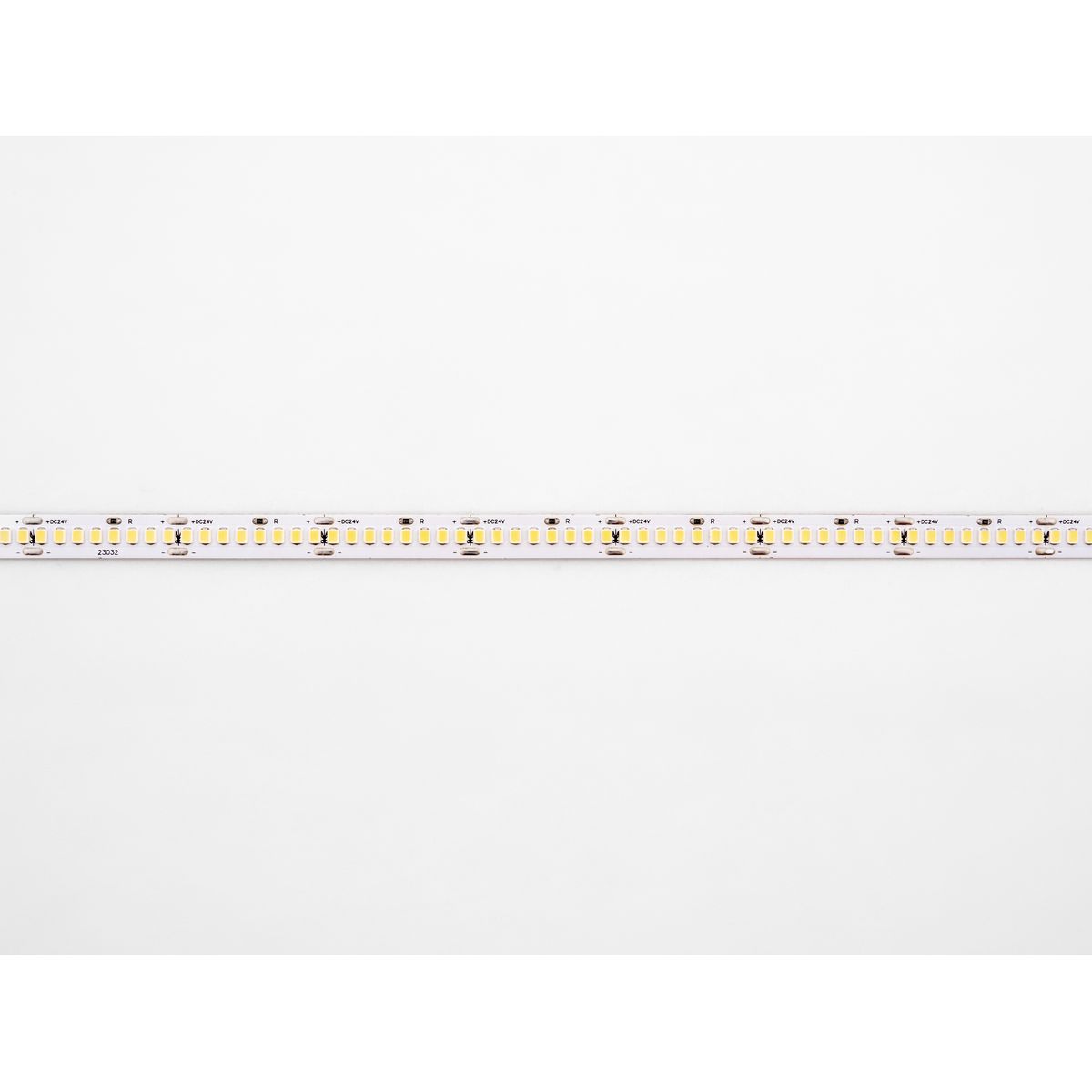 Светодиодная лента LEDS POWER 2835 240/м (22Вт/м) 24В холодная, серия ПРО140 005287