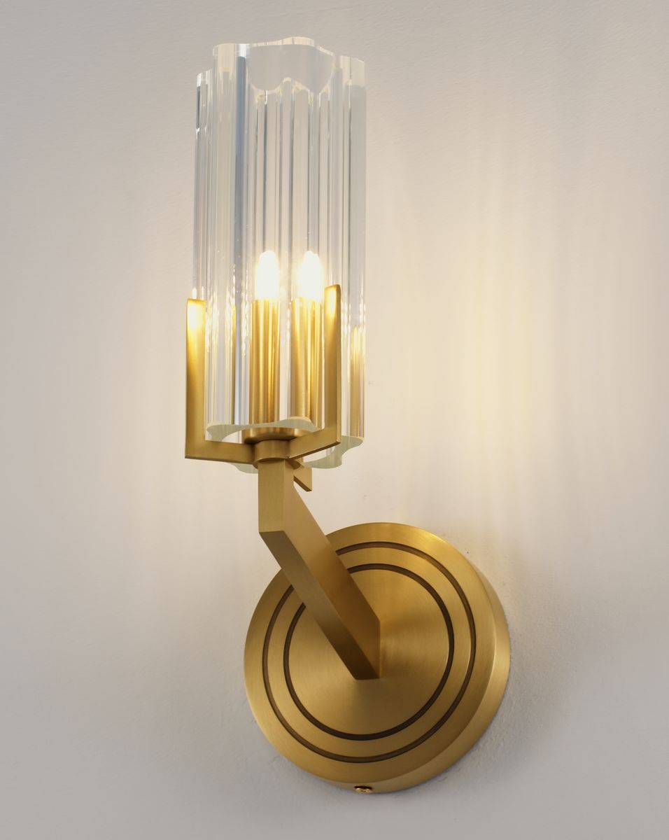 Бра Moderli Brass V11015-1W