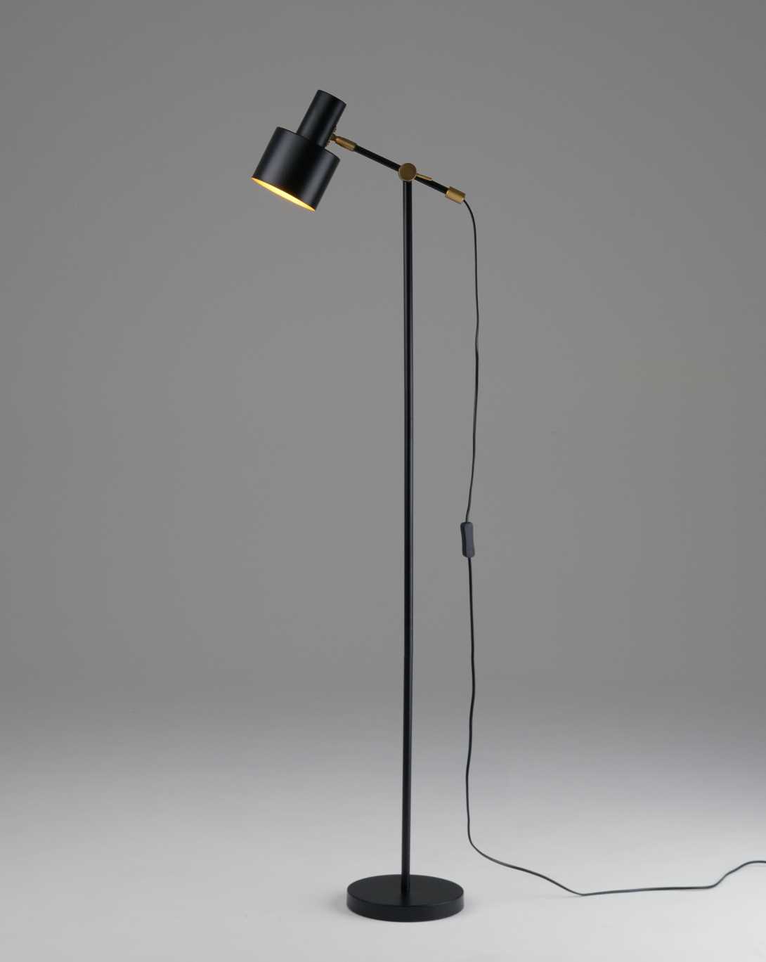 Торшер Moderli Artis V11267-1F