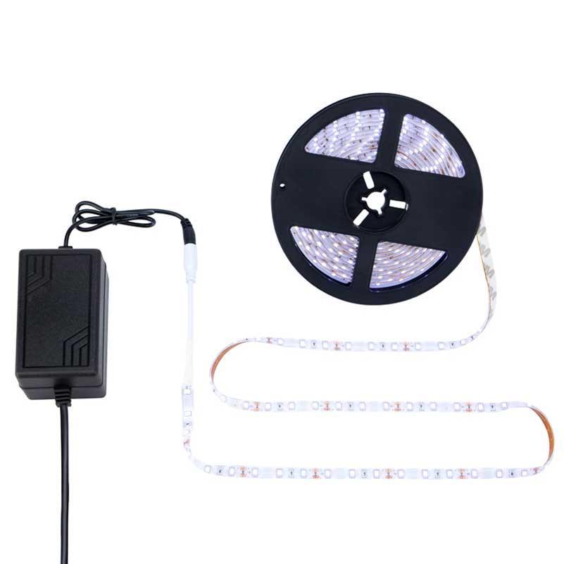 Комплект светодиодной ленты 5 м с блоком питания LAMPER 142-401