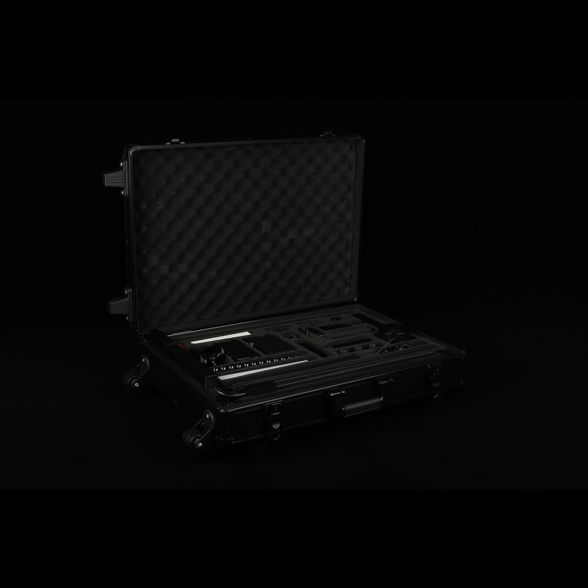 Трековое управление Aployt Suitcase Magnetic track 48v (3000 K)