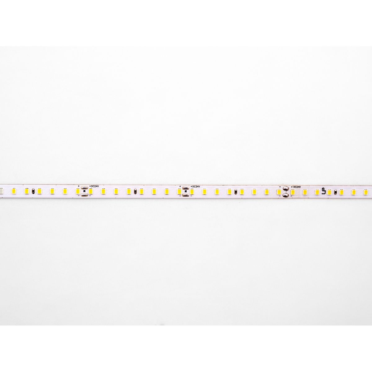 Светодиодная лента LEDS POWER 2835 128/м (12Вт/м) 24В нейтральная, серия ПРО140 005171