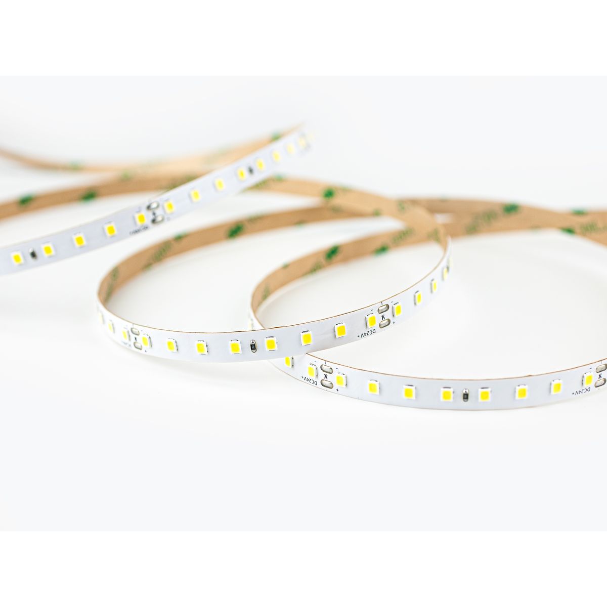Светодиодная лента LEDS POWER 2835 112/м (10Вт/м) 24В холодная, серия ПРО125 008899