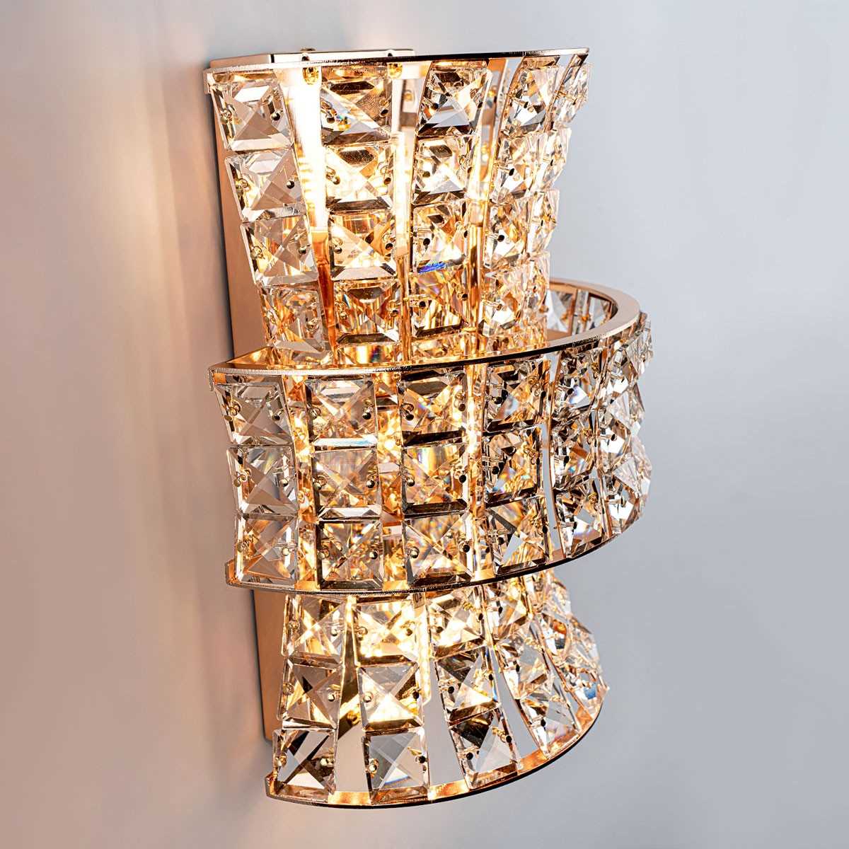 Настенный светильник MODELUX ML.554.04 GD