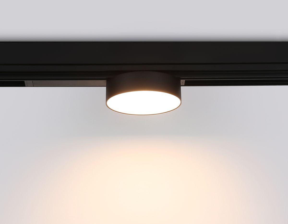 Трековый светодиодный светильник Ambrella Light Track System Magnetic 220V GL1381