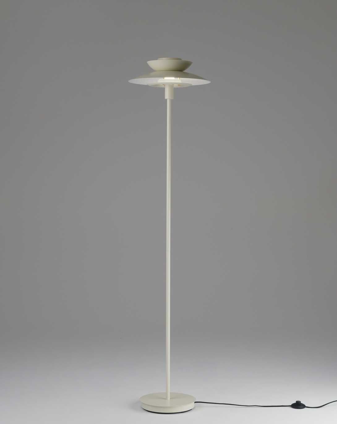 Торшер Moderli Shaggy V11300-1F