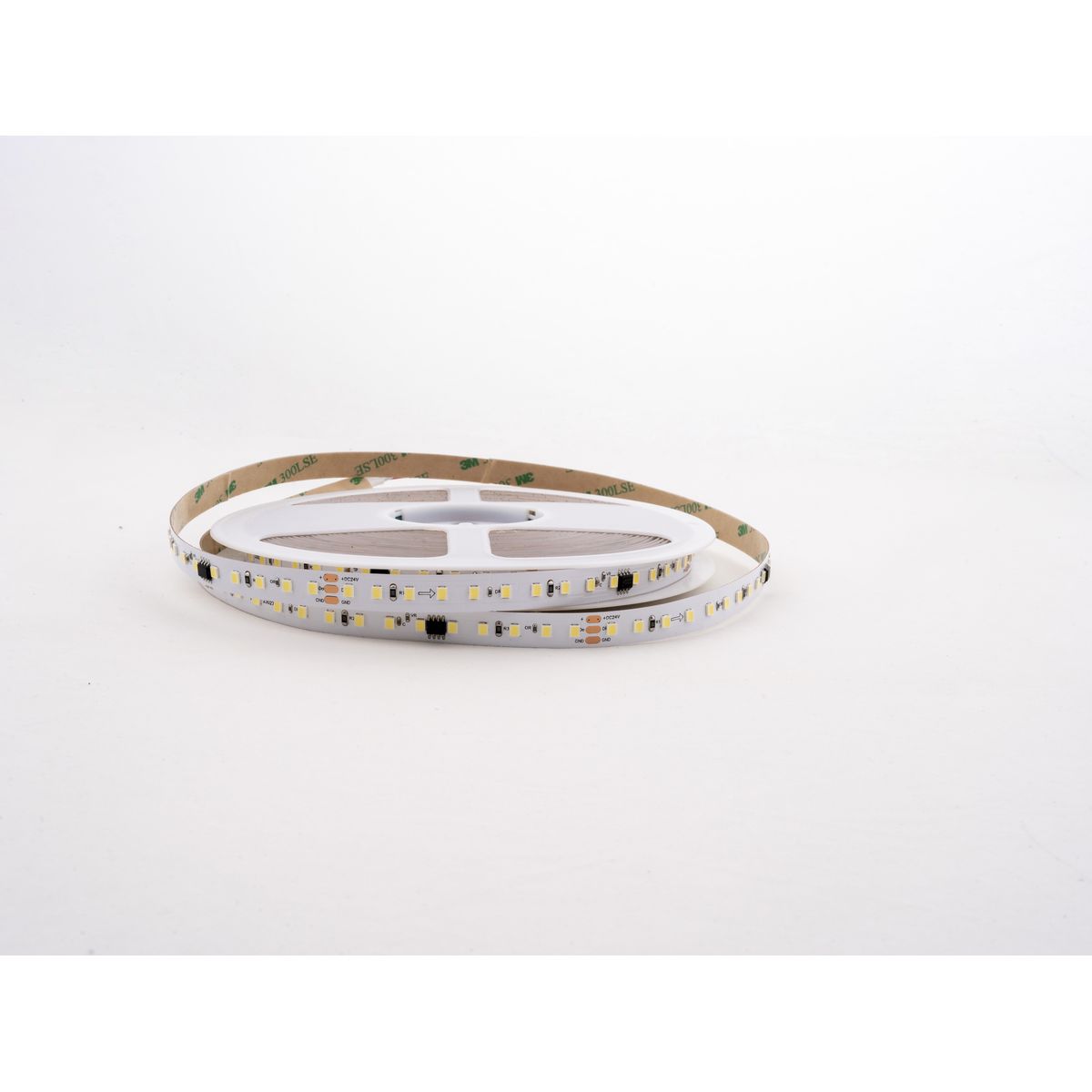 Светодиодная лента LEDS POWER 2835 120/м (9,6Вт/м) 24В 10м/кат. хол. FLOWING WATER 004778
