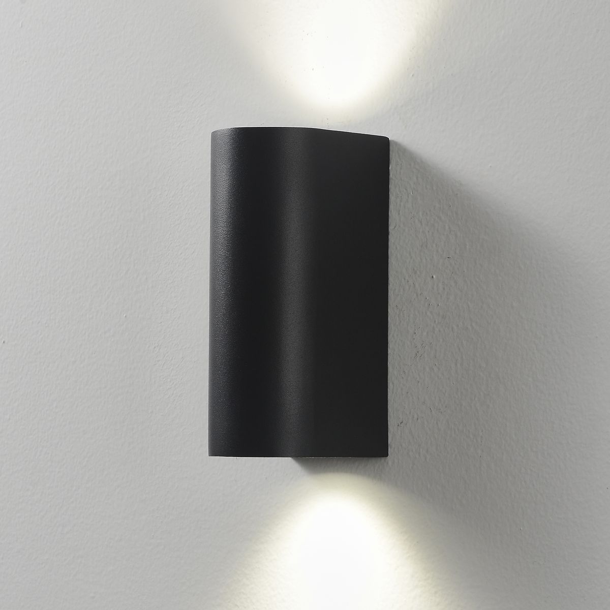 Уличный настенный светильник Crystal Lux CLT 527W2 BL