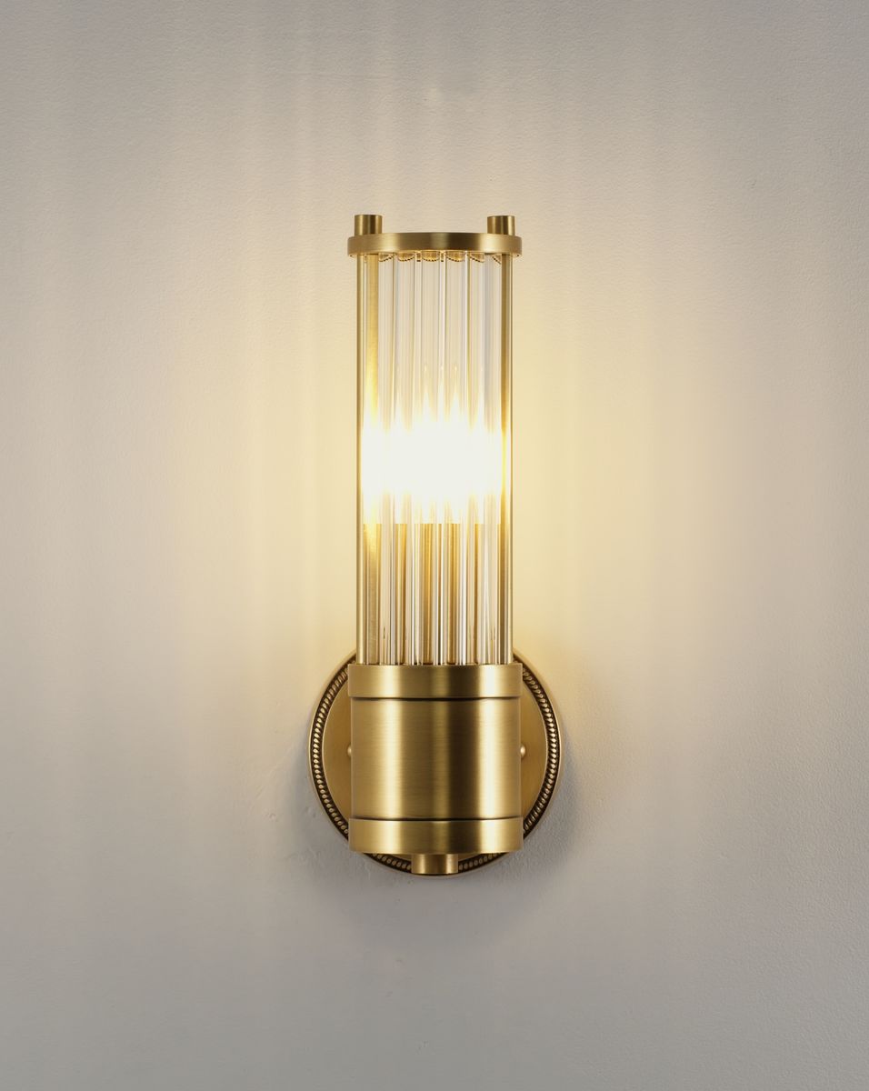 Бра Moderli Brass V11020-1W