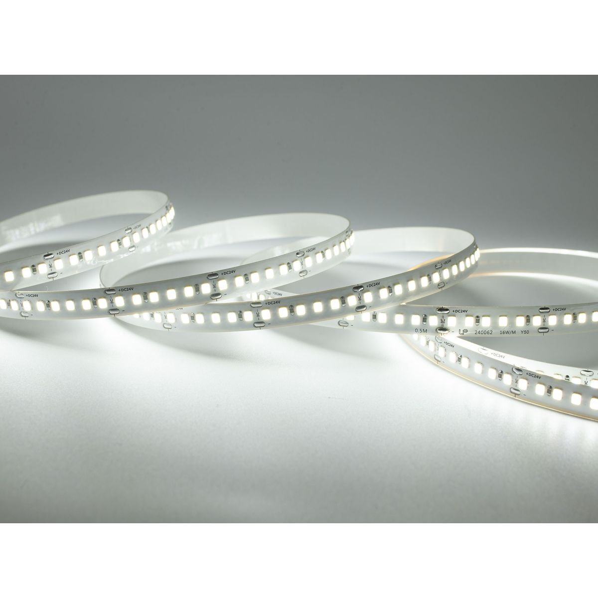 Светодиодная лента LEDS POWER 2835 180/м (16Вт/м) 24В холодная 008820