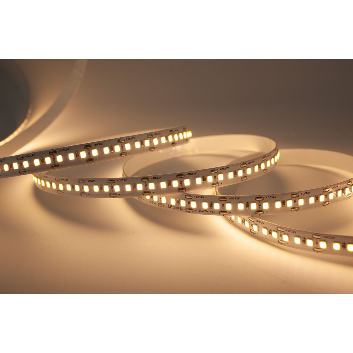 Светодиодная лента LEDS POWER 2835 180/м (16Вт/м) 12В теплая 008738
